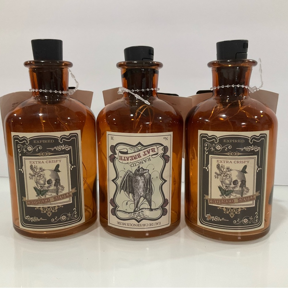 Spooky Village light up. Potion bottle (lot of 3)